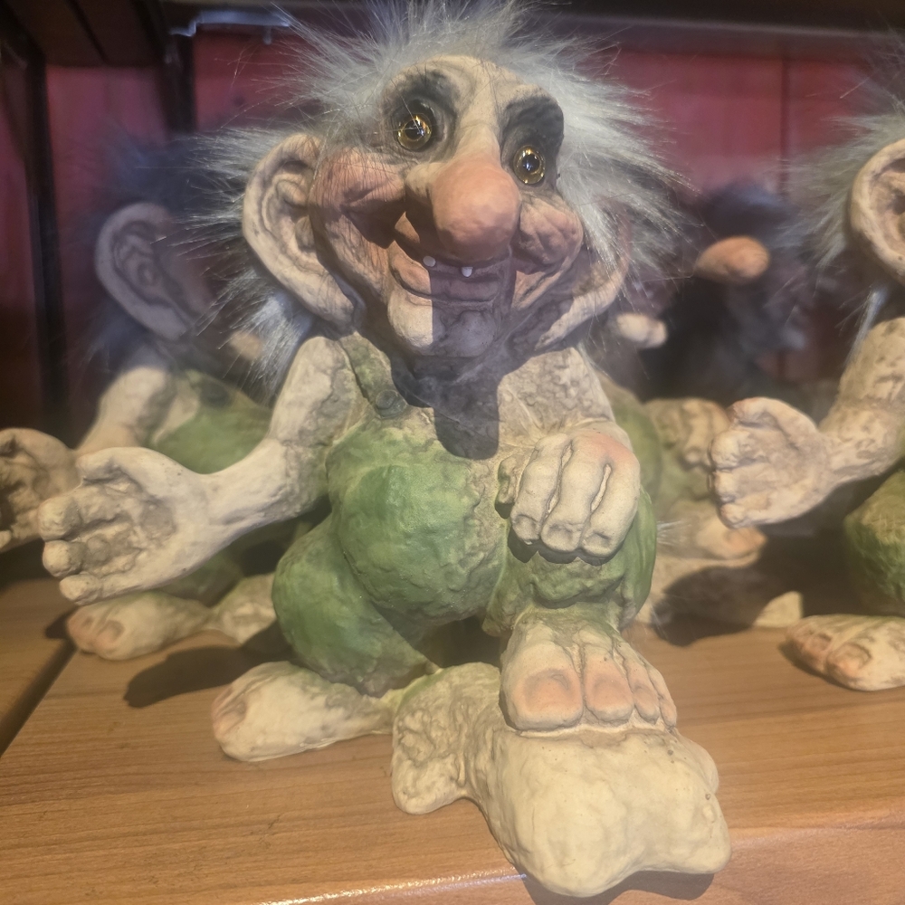 Disney Parks NyForm Grandfather Troll with Hand on Knee Collection